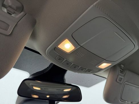 Certified 2022 Ford Edge SE w/ Black Appearance Package image 30