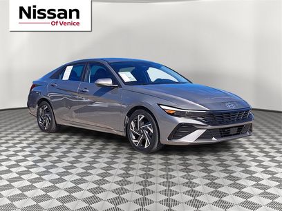 Used 2024 Hyundai Elantra SEL w/ Convenience Package