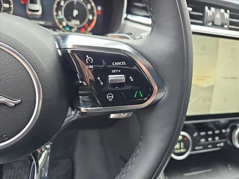 New 2026 Jaguar F-PACE R-Dynamic S image 16