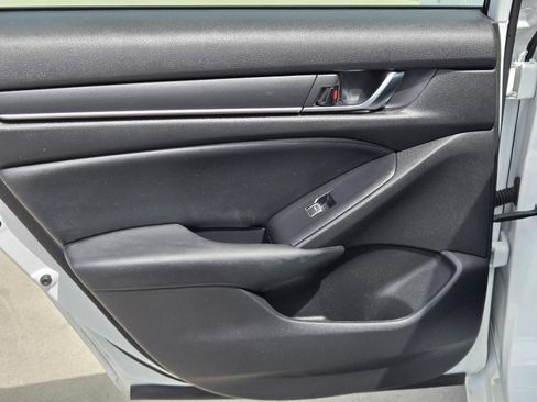 Used 2022 Honda Accord Sport image 25