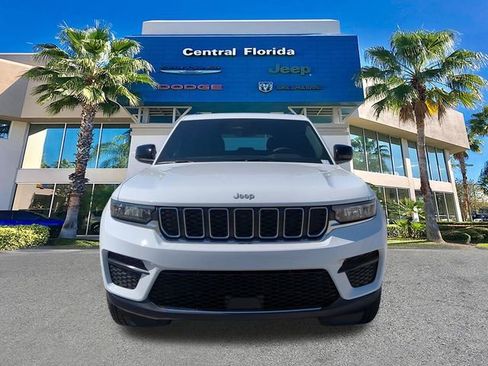 New 2026 Jeep Grand Cherokee Laredo RWD image 3