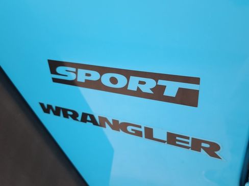 Used 2017 Jeep Wrangler Sport w/ Quick Order Package 23S image 31
