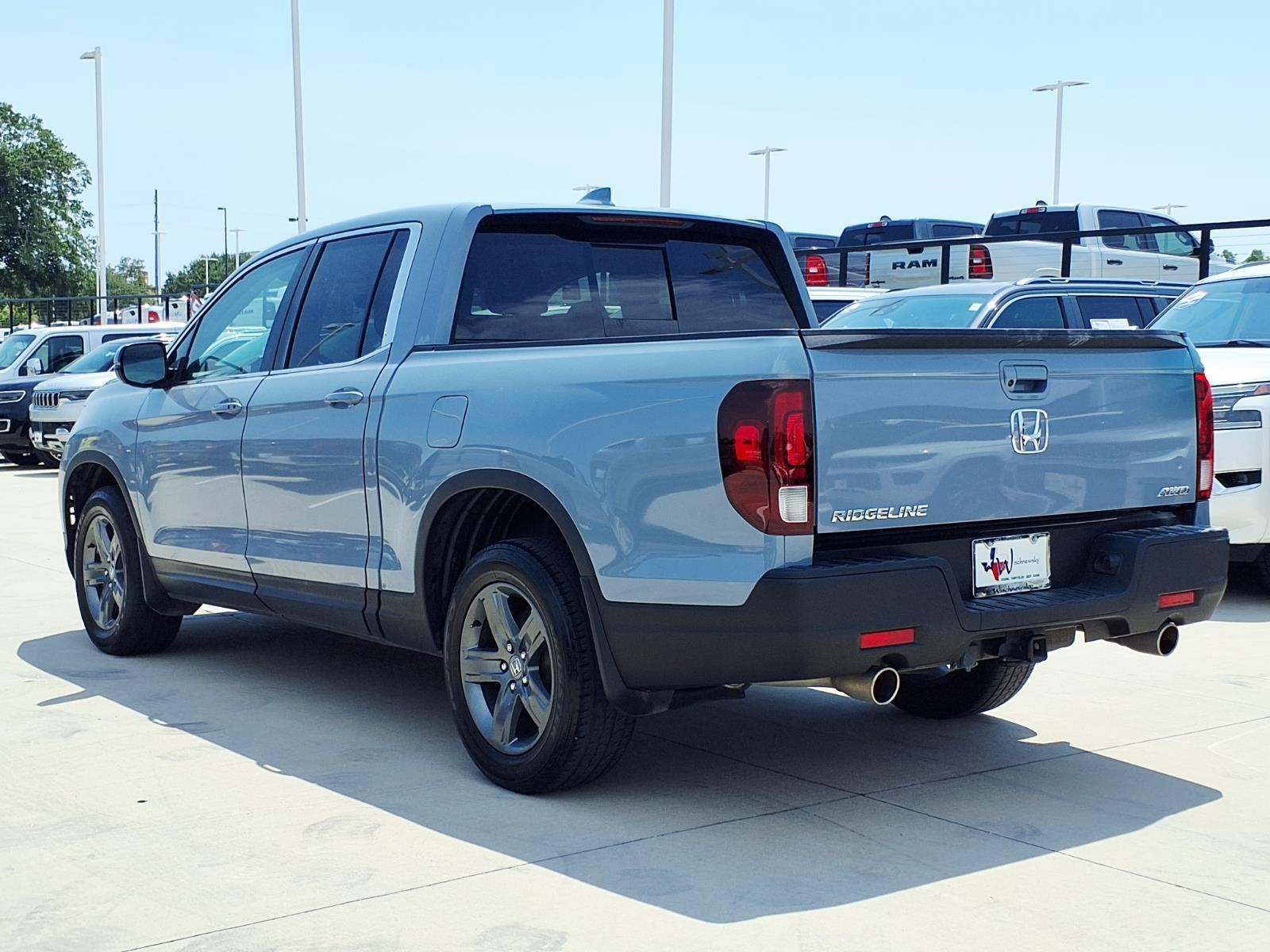 Used 2023 Honda Ridgeline RTL image 2