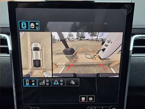 New 2026 GMC Sierra EV Elevation w/ LPO, Elevation Dark Package AWD/4WD image 12