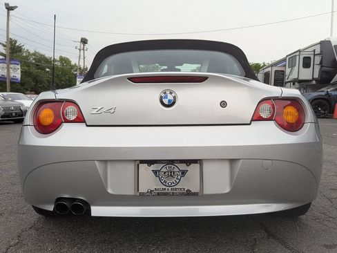 Used 2004 BMW Z4 3.0i RWD image 9