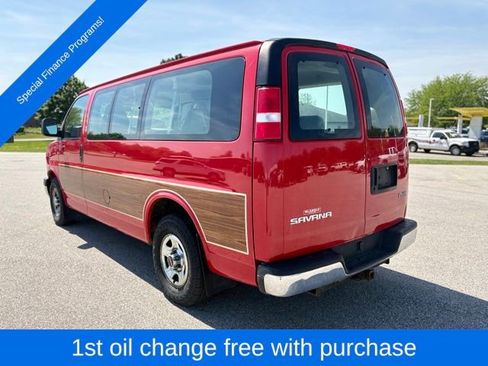 Used 2003 GMC Savana 1500 Passenger w/ Sle Preferred Equipment Group RWD image 4