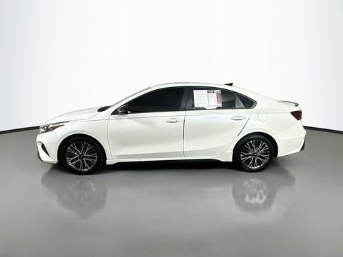 Used 2024 Kia Forte GT-Line w/ GT-Line Premium Package FWD image 3