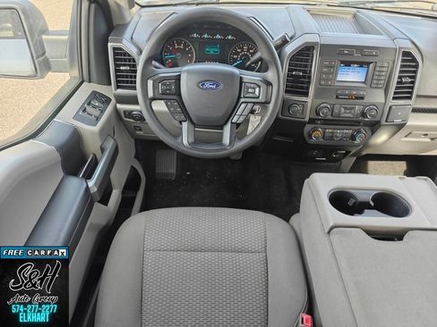 Used 2018 Ford F150 XLT AWD/4WD image 4