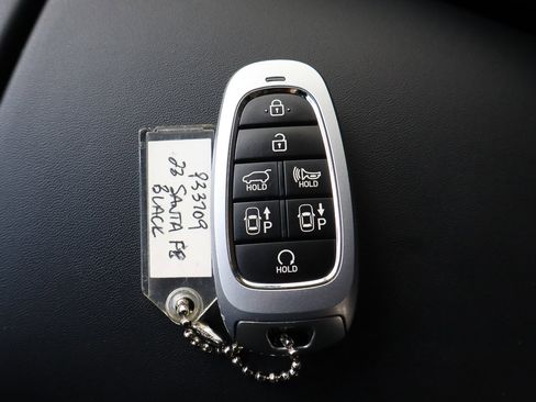 Used 2023 Hyundai Santa Fe Limited image 35