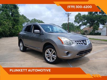 Used 2012 Nissan Rogue SV