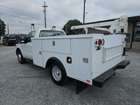 Used 2014 Ford F350 XL w/ Power Equipment Group RWD image 9