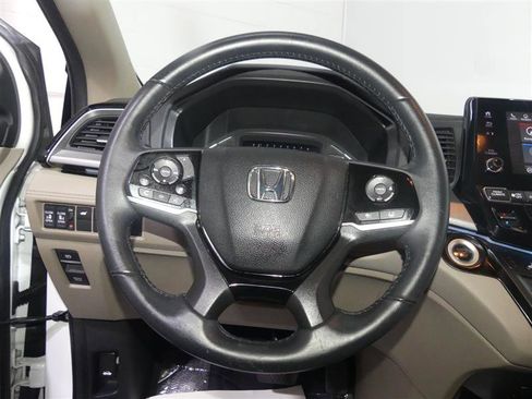 Used 2023 Honda Odyssey Touring image 31