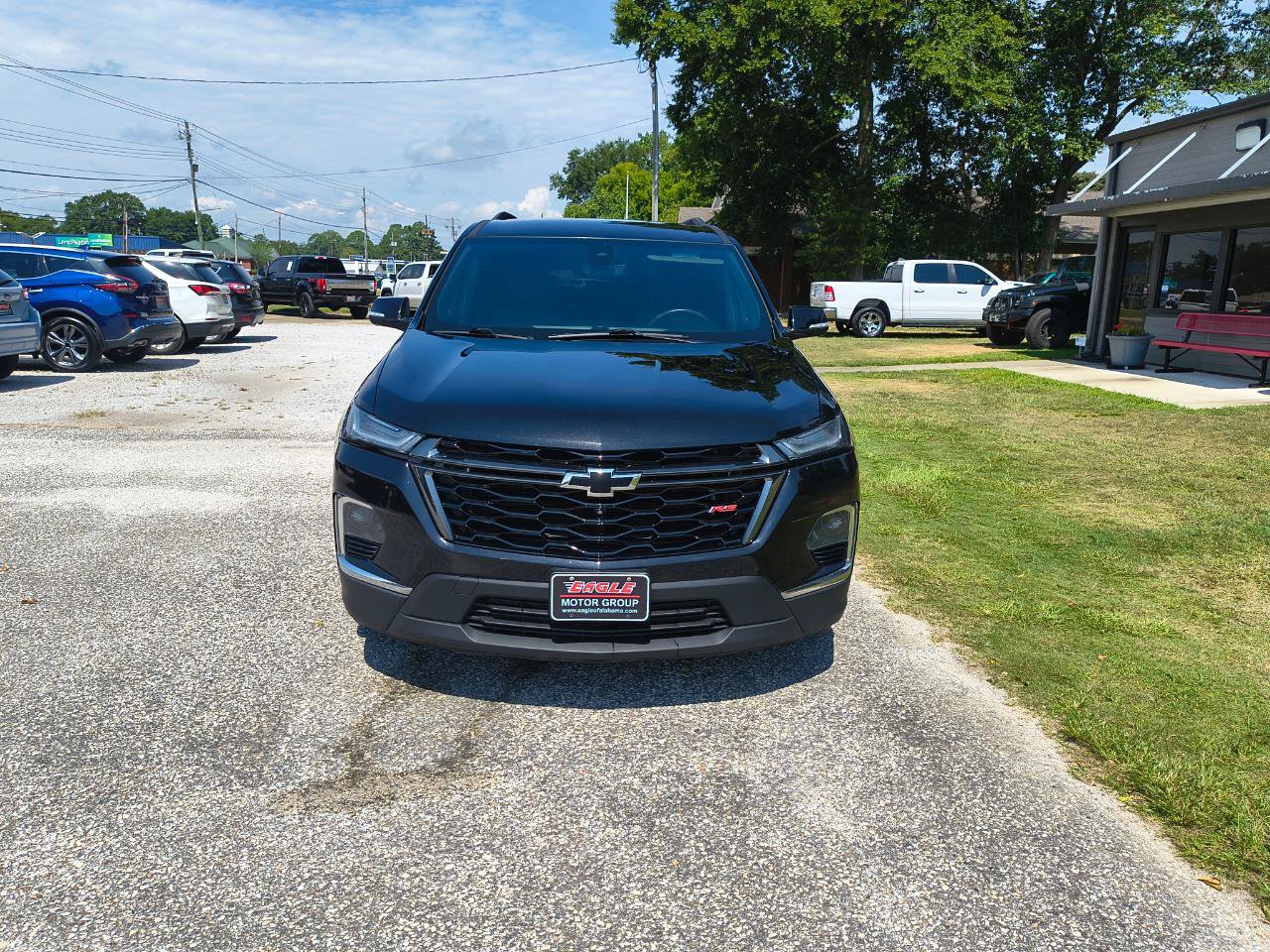 Used 2022 Chevrolet Traverse RS w/ LPO, Floor Liner Package FWD image 3