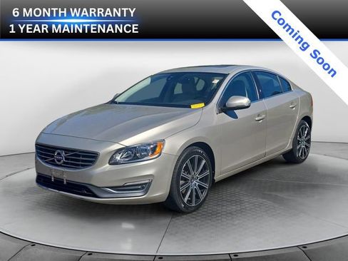 Used 2018 Volvo S60 T5 Inscription image 1
