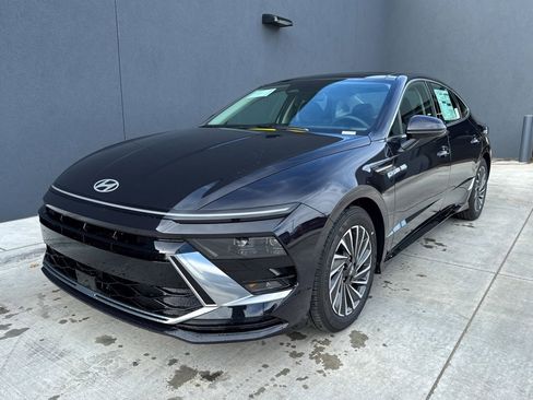 New 2026 Hyundai Sonata SEL image 1