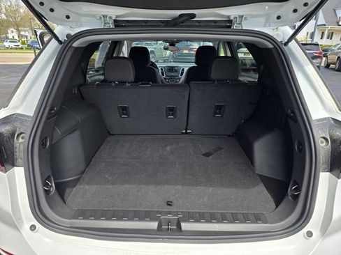 Used 2023 Chevrolet Equinox LT image 29