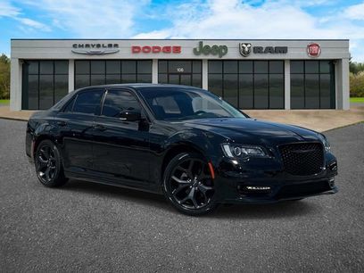 Used 2022 Chrysler 300 Touring L w/ Popular Equipment Group