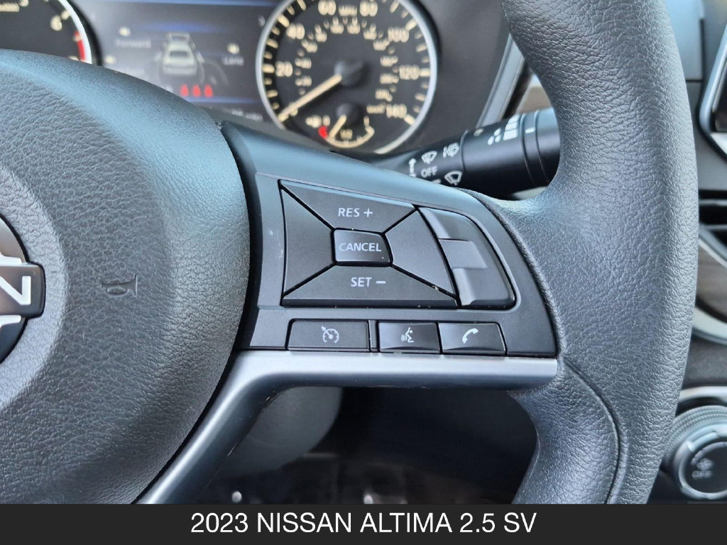 Used 2023 Nissan Altima 2.5 SV FWD image 18