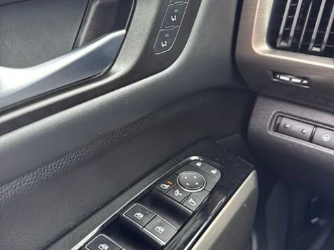Certified 2023 Nissan Pathfinder Platinum AWD/4WD image 41