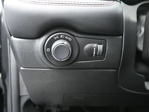 Used 2025 Dodge Durango R/T AWD/4WD image 15