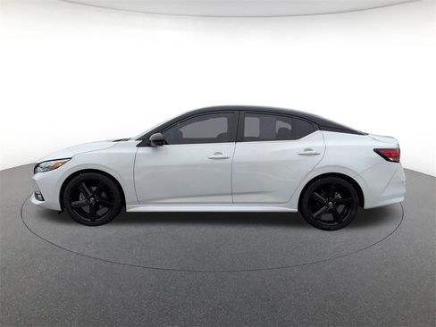 Used 2022 Nissan Sentra SR w/ Midnight Edition image 8