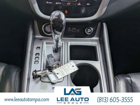 Used 2021 Nissan Murano SL w/ SL Moonroof Package FWD image 18