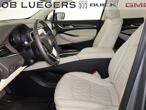 Used 2024 Buick Enclave Avenir w/ Avenir Technology Package AWD/4WD image 7