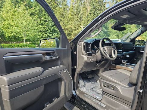 New 2026 Chevrolet Silverado 1500 LT Trail Boss w/ Safety Package AWD/4WD image 24