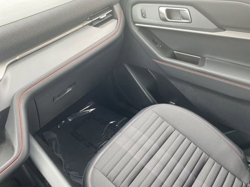 New 2026 Ford Explorer ST-Line w/ ST-Line Street Pack RWD image 16