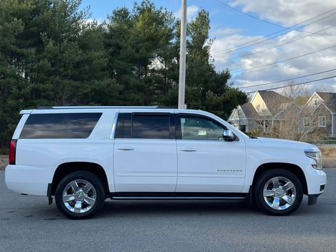 Used 2016 Chevrolet Suburban LTZ image 5