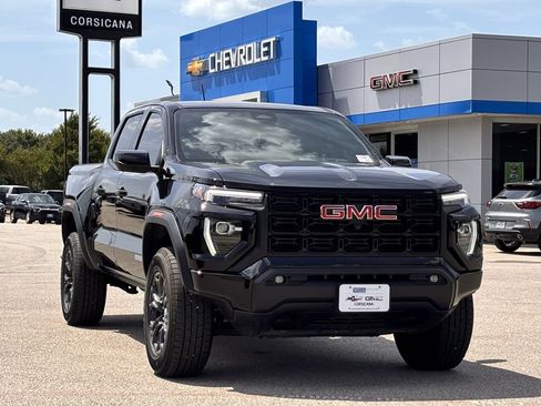 Used 2024 GMC Canyon Elevation w/ Elevation Premium Package RWD image 2