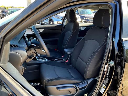 Certified 2024 Kia Forte LXS image 7