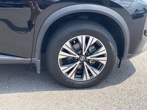Used 2021 Nissan Rogue SV FWD image 32