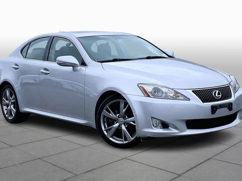 Used 2010 Lexus IS 250 image 2