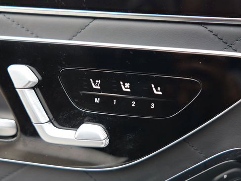 Used 2022 Mercedes-Benz S 580 4MATIC Sedan image 35