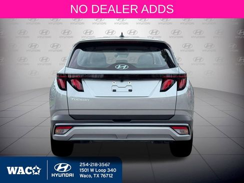 New 2026 Hyundai Tucson SE image 8