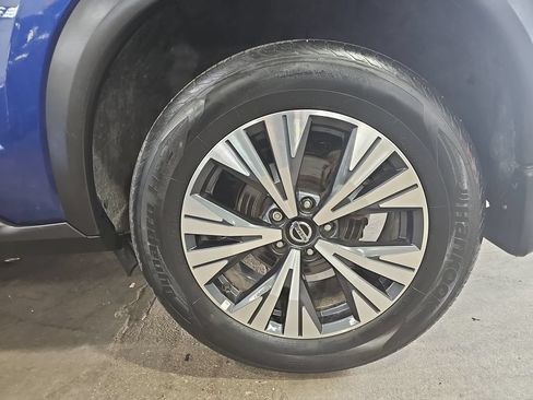 Used 2021 Nissan Rogue SV AWD/4WD image 39