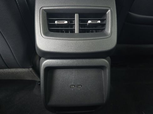 New 2026 Chevrolet Equinox EV LT image 20