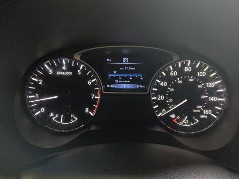 Used 2020 Nissan Pathfinder S image 23