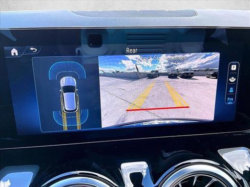 Used 2025 Mercedes-Benz GLA 250 image 23