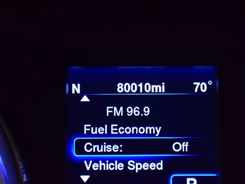 Used 2013 Chrysler 300 RWD image 16