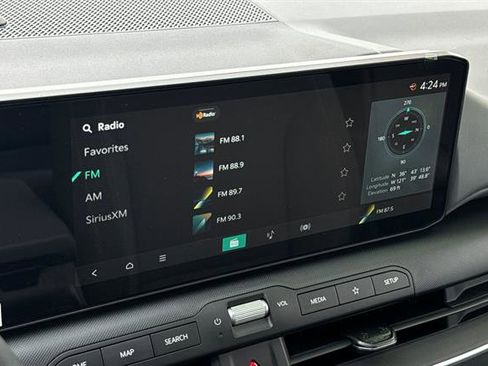 New 2025 Kia K4 LXS image 19