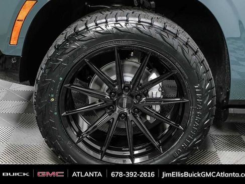 New 2026 GMC Yukon XL AT4 Ultimate AWD/4WD image 41