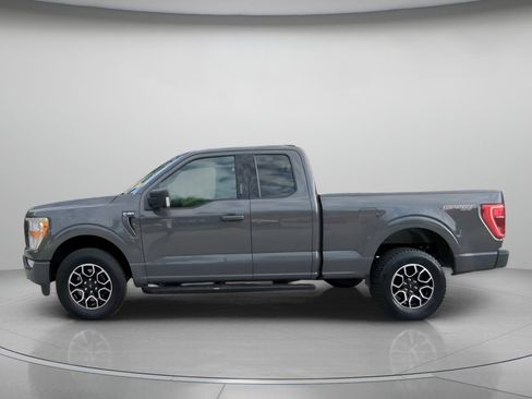 Used 2021 Ford F150 XLT w/ Equipment Group 301A Mid AWD/4WD image 16
