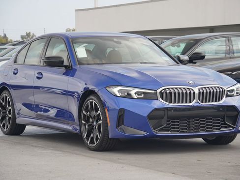 Used 2025 BMW 330i xDrive Sedan image 3