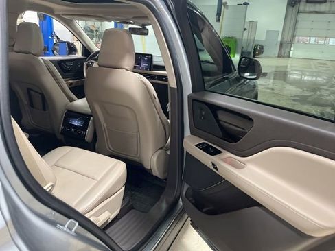 Certified 2023 Lincoln Aviator Reserve w/ Elements Package Plus image 19