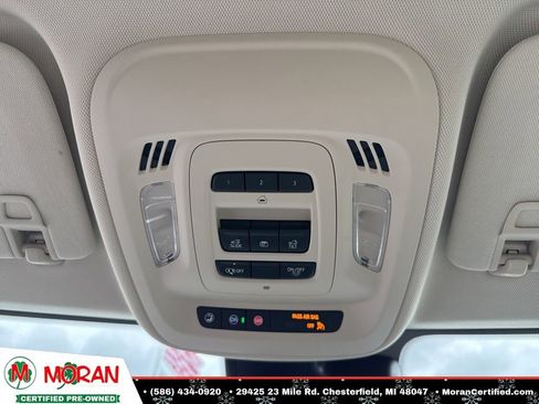 Used 2023 Buick Envision Avenir image 24