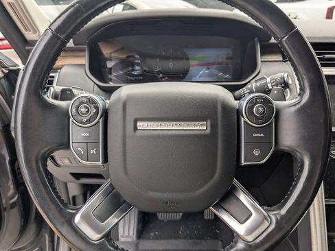 Used 2018 Land Rover Discovery HSE AWD/4WD image 13