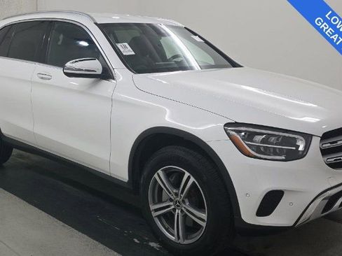 Used 2022 Mercedes-Benz GLC 300 image 2