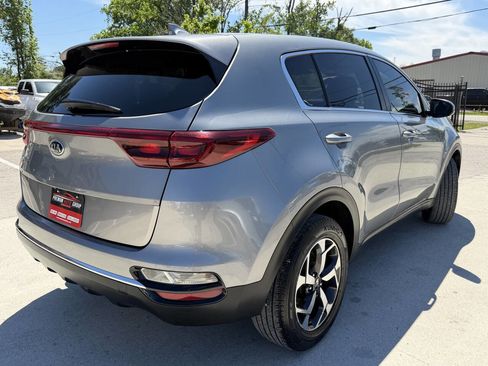 Used 2022 Kia Sportage LX image 22